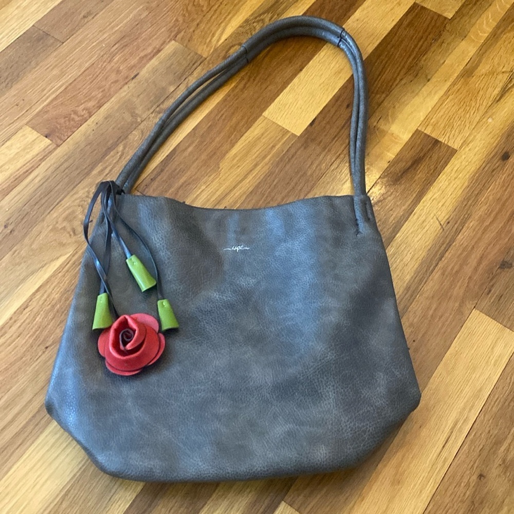 Espe Women’s Brown Purse With Dangling Rose Detailing OS